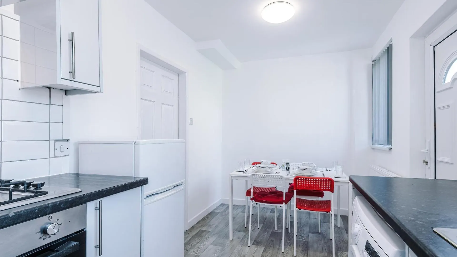 Willa Large 5Br Skipton House - With Spacious Parking - Close To Station 0*,